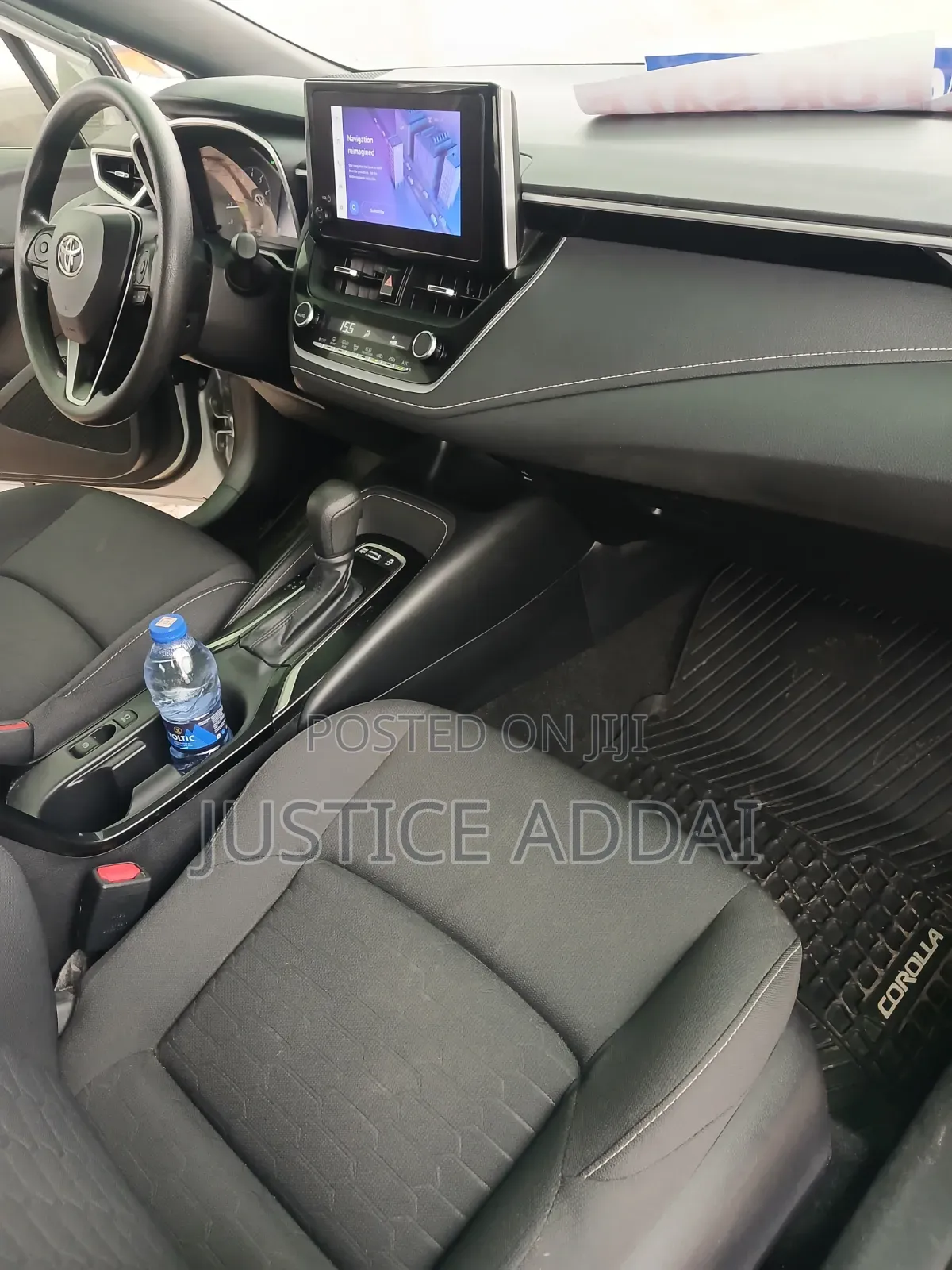 Toyota Corolla 2023 Silver