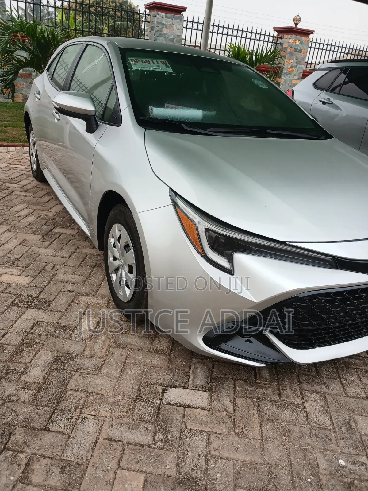 Toyota Corolla 2023 Silver