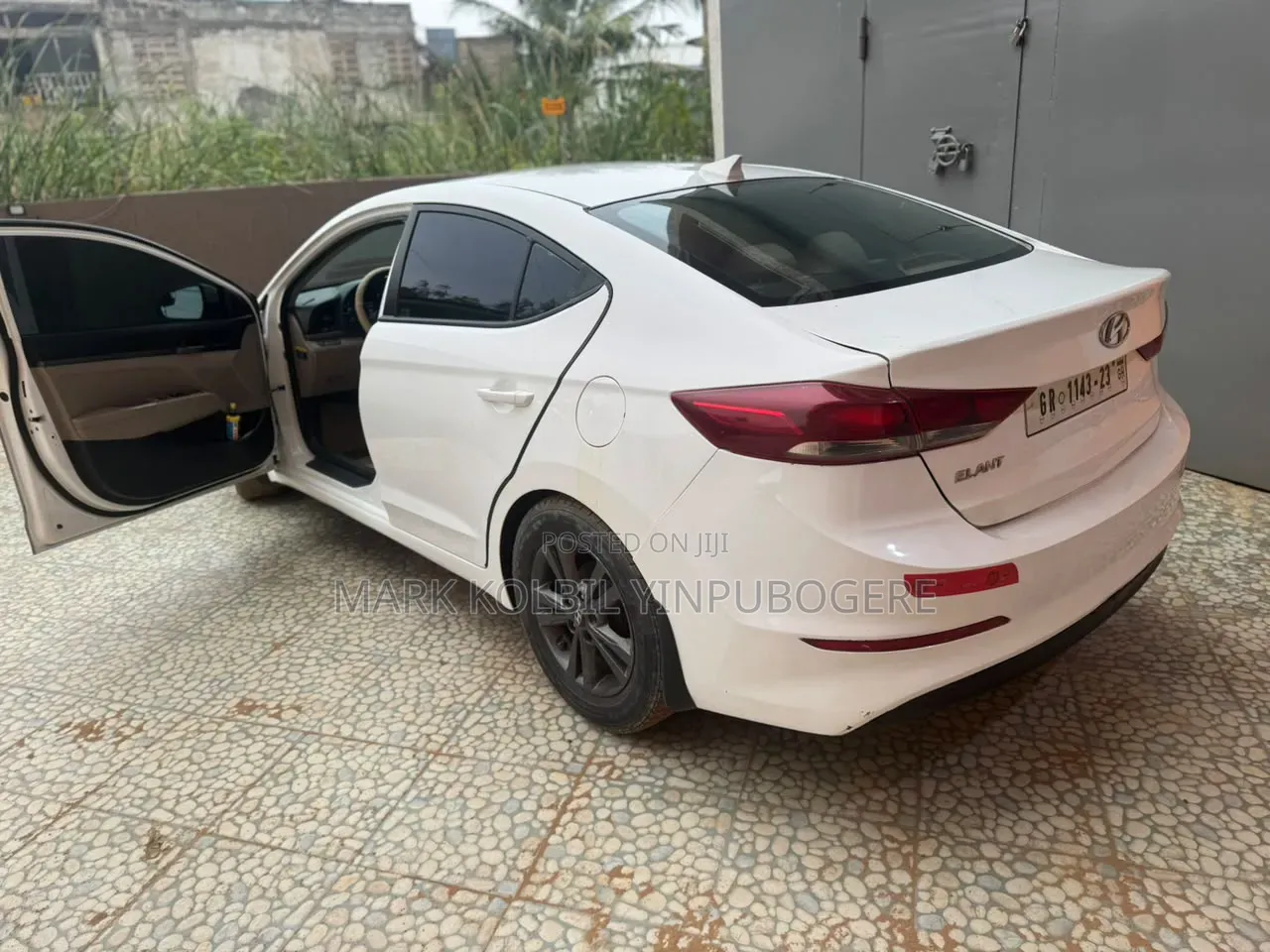 Hyundai Elantra 2017 White