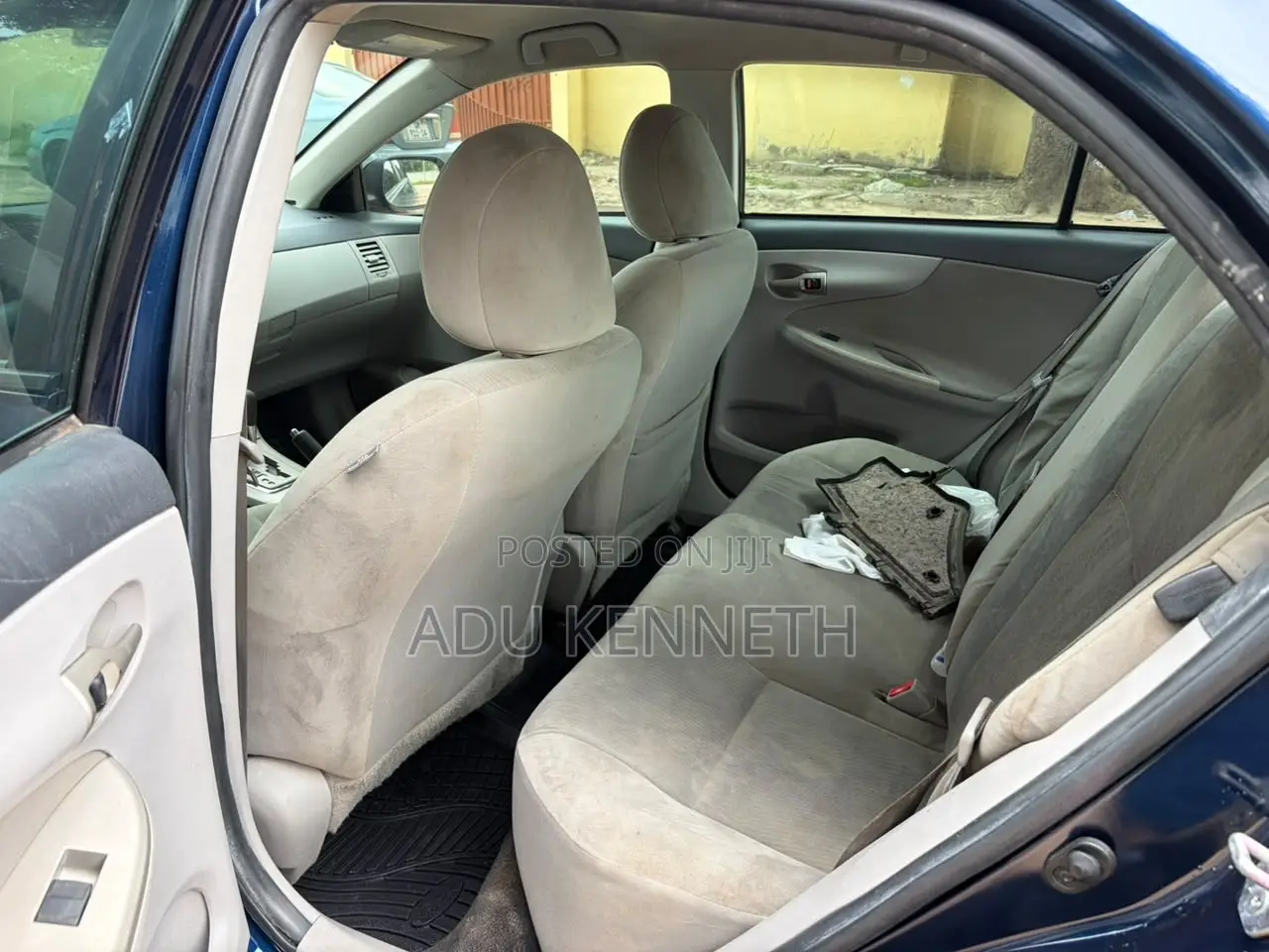 Toyota Corolla LE 4dr Sedan (1.8L 4cyl 4A) 2012 Blue
