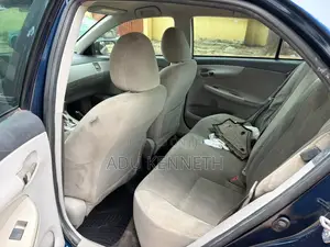 Toyota Corolla LE 4dr Sedan (1.8L 4cyl 4A) 2012 Blue