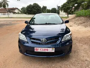 Toyota Corolla LE 4dr Sedan (1.8L 4cyl 4A) 2012 Blue
