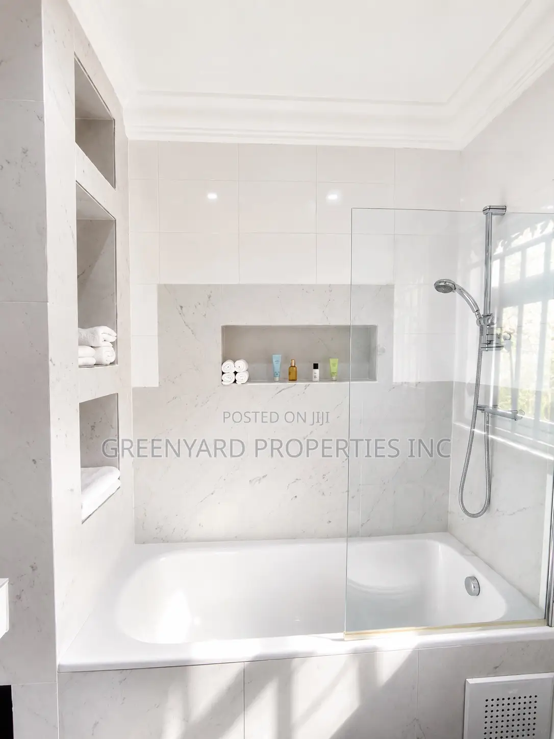 Furnished 2bdrm Apartment in Community 17, Spintex for sale