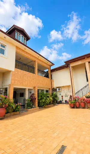 Furnished 2bdrm Apartment in Community 17, Spintex for sale