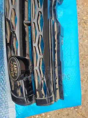 Land Rover Evoque MK1 L538 FRONT Grille