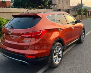 Hyundai Santa Fe 2016 Orange