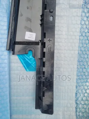 Land Rover Evoque L538 Rear Right B Pillar Trim