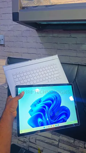 Laptop Microsoft Surface Book 2 16GB Intel Core i7 SSD 256GB