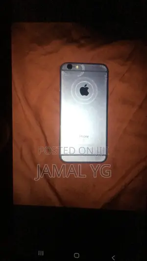 Apple iPhone 6s 32 GB Silver