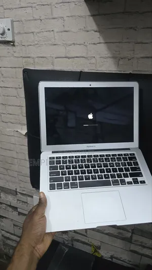 Laptop Apple MacBook Air 2017 8GB Intel Core i5 SSD 128GB