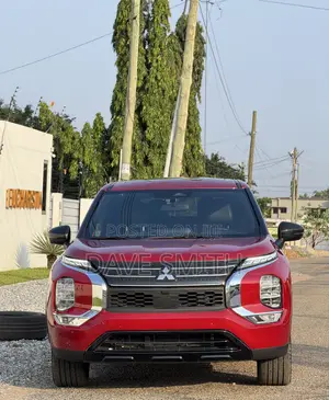 Mitsubishi Outlander SEL Black Edition 2024 Red