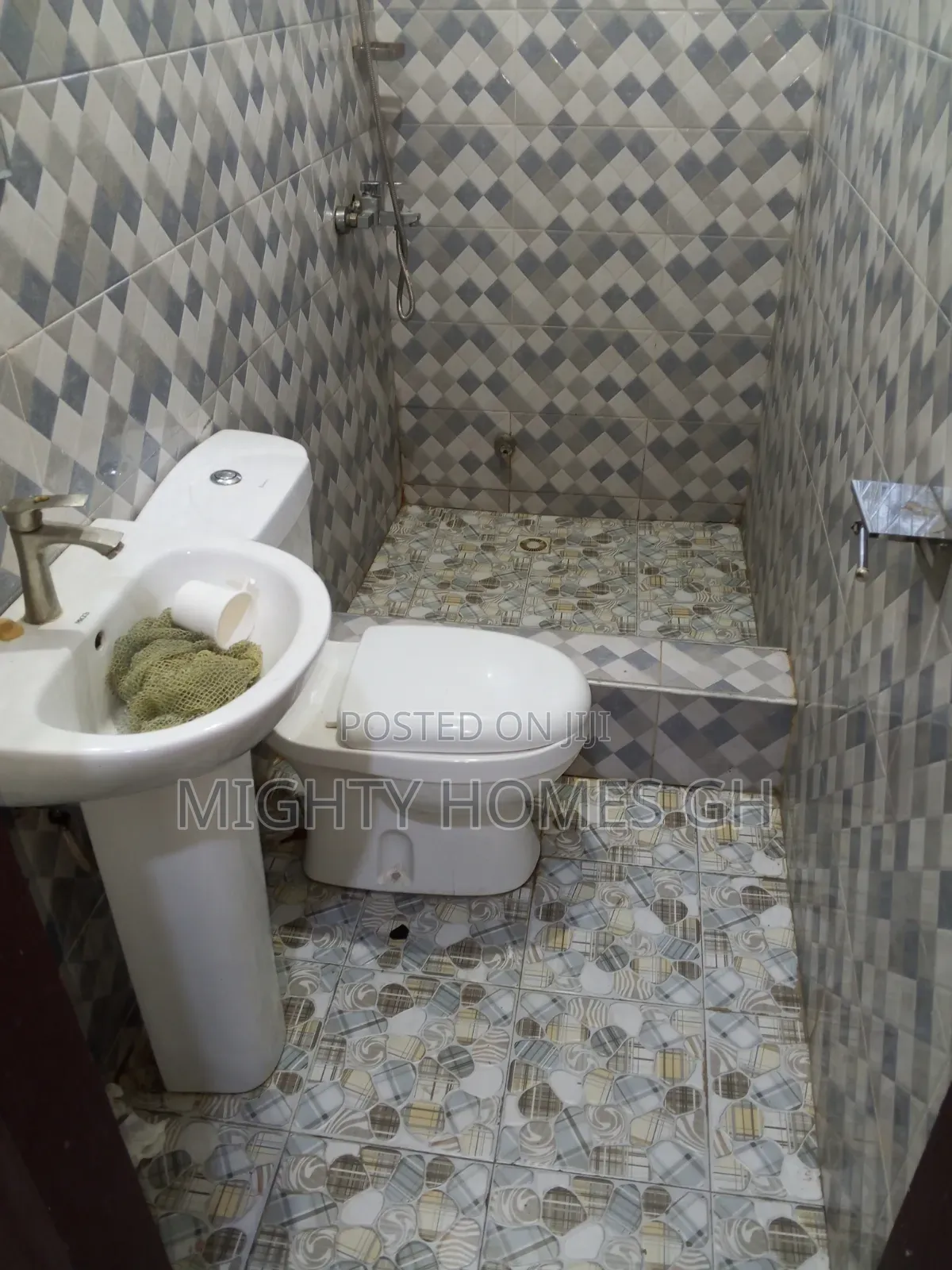 Studio Apartment in Mighty Homes, Kasoa for rent