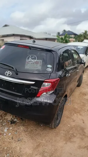 Toyota Vitz 2016 Purple