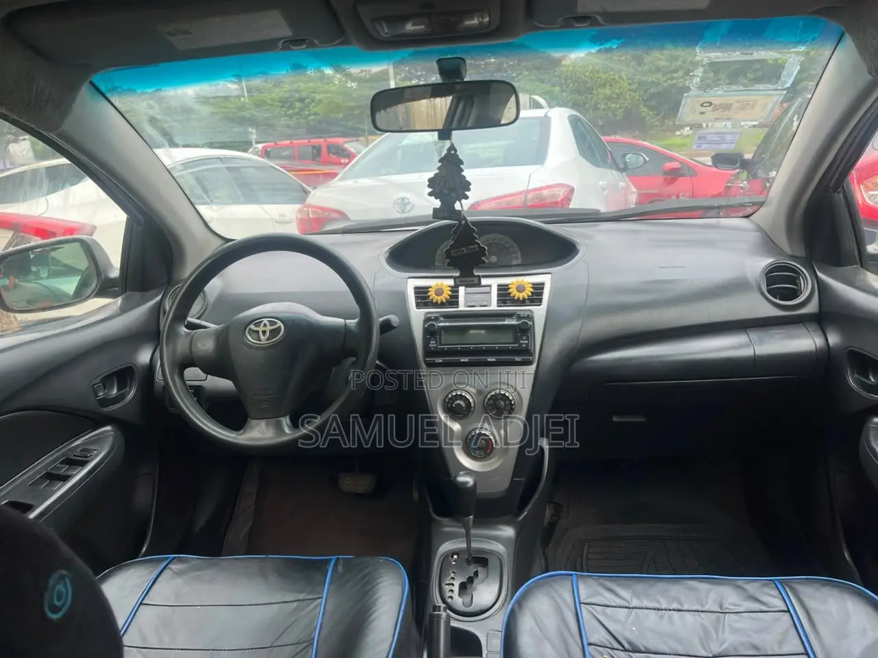 Toyota Yaris 2010 Silver