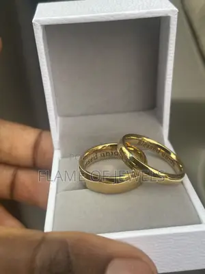 Gold Custom Wedding Rings