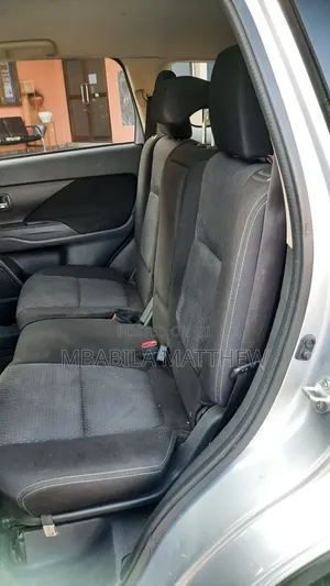 Mitsubishi Outlander 2017 Silver