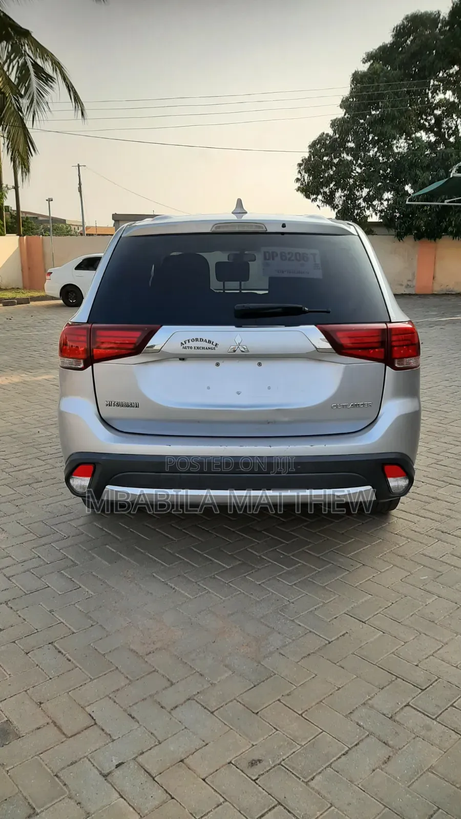 Mitsubishi Outlander 2017 Silver
