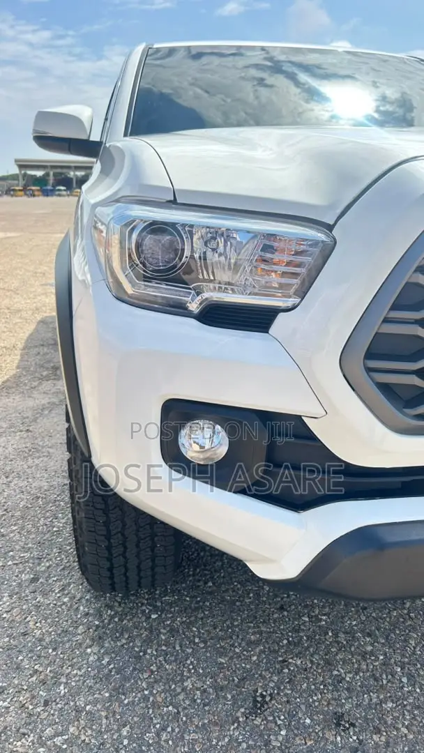 Toyota Tacoma TRD Off Road 2022 White