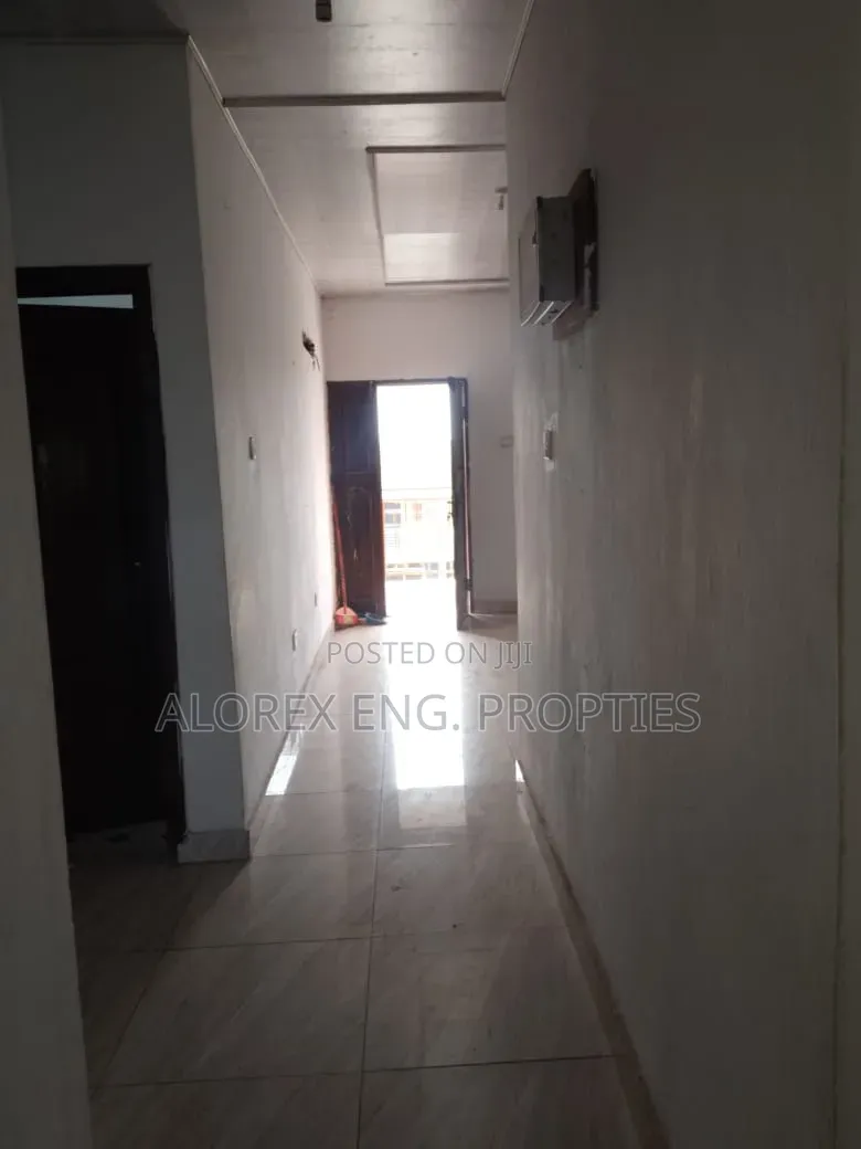 2bdrm Apartment in Adenta, Commandos for rent
