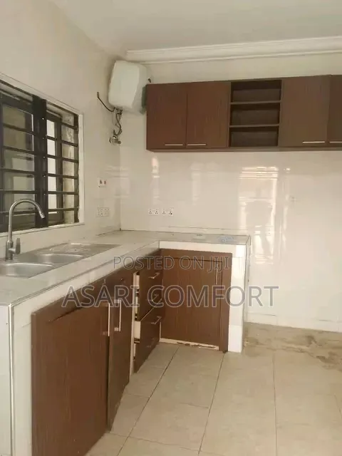 4bdrm House in Cool, Police Station for rent