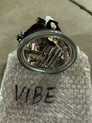 Pontiac Vibe / Matrix 05 Fog Lamp