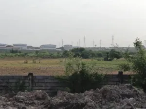 30 Acres of Land Available on the Accra to Tema Motorway Highway
