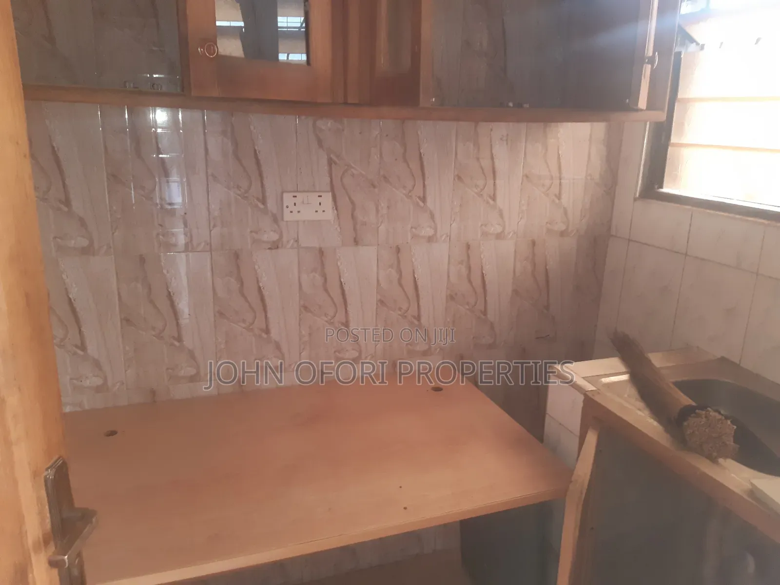 2bdrm Apartment in Kentinkrono Nsenie, Kumasi Metropolitan for rent