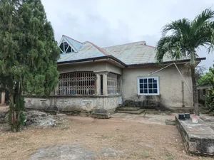 4bdrm House in Aboaso Heman Road, Kumasi Metropolitan for sale