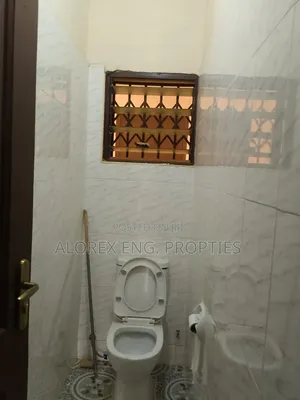 2bdrm Apartment in Adenta, Commandos for rent