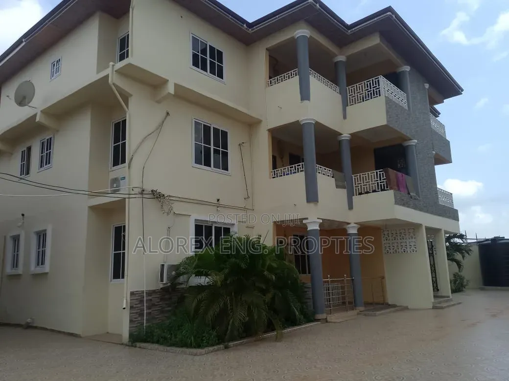 2bdrm Apartment in Adenta, Amrahia, Malejor for rent