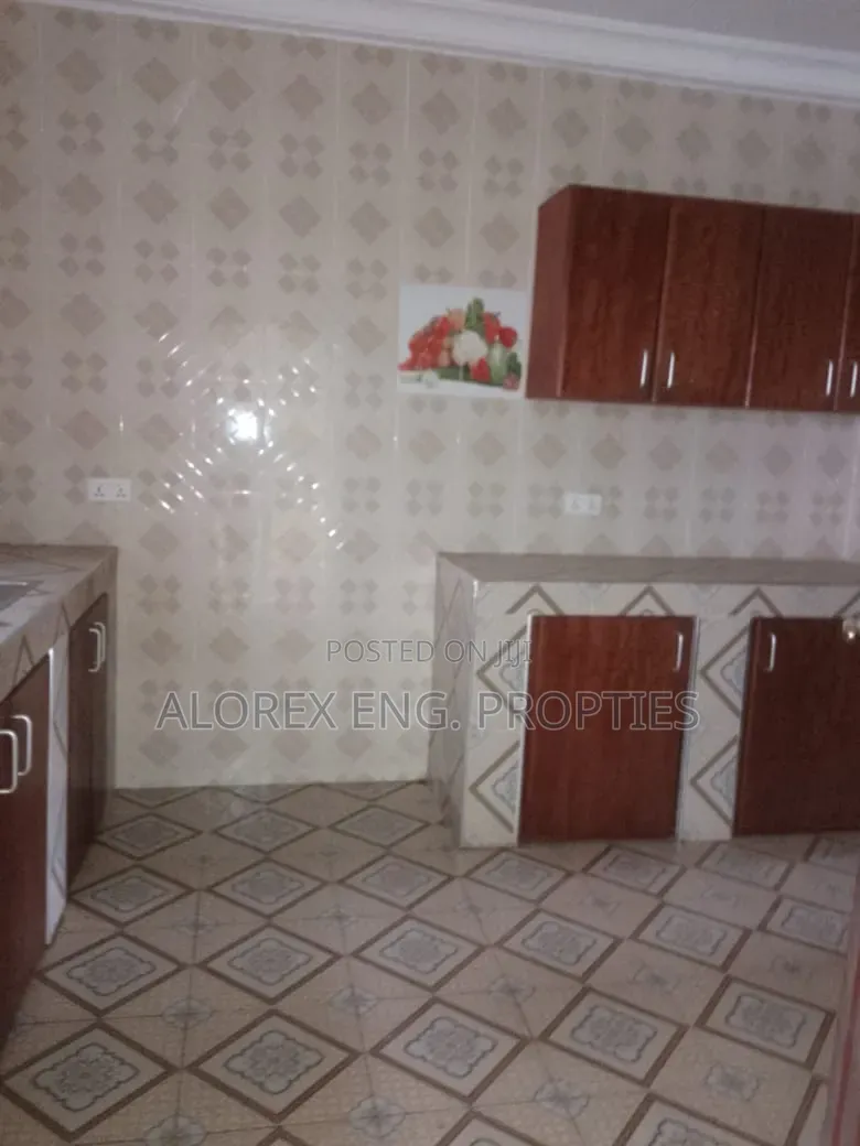 2bdrm Apartment in Adenta, Amrahia, Malejor for rent