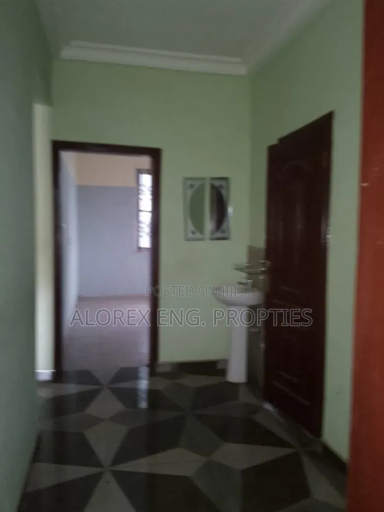 2bdrm Apartment in Adenta, Amrahia, Malejor for rent
