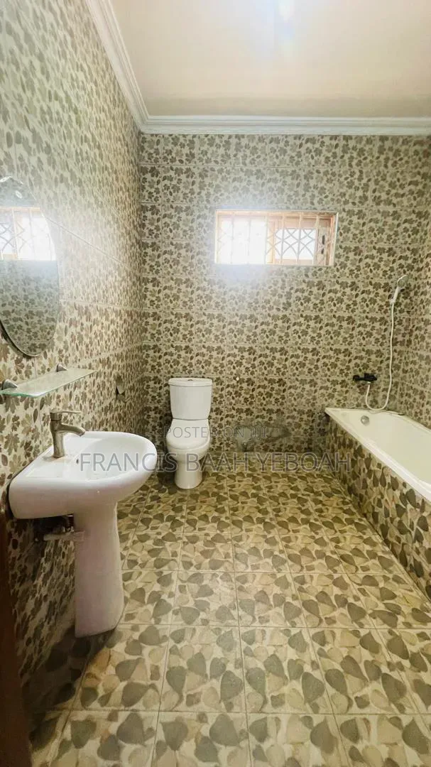 5bdrm House in Shining Star Real, Accra Metropolitan for rent