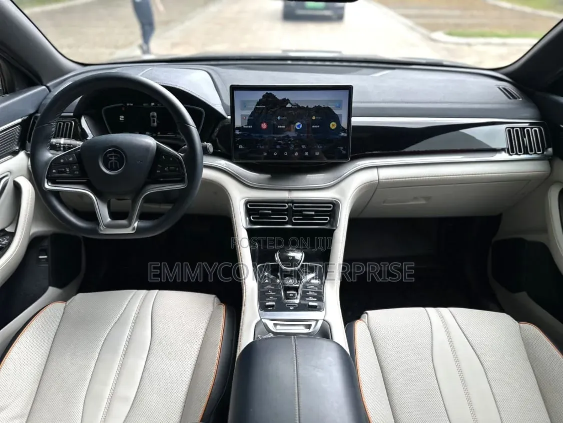 BYD Song Plus 2022 Gray
