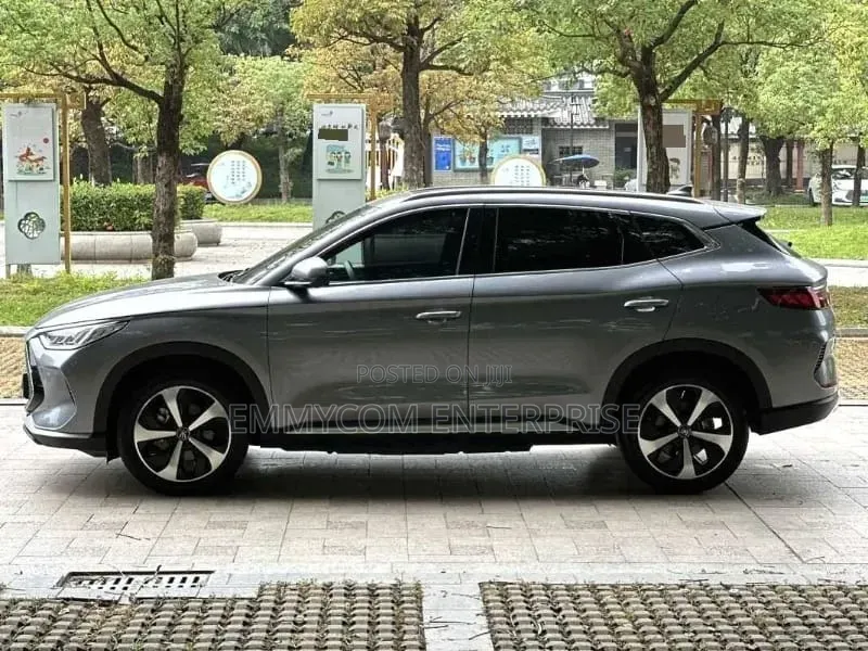 BYD Song Plus 2022 Gray