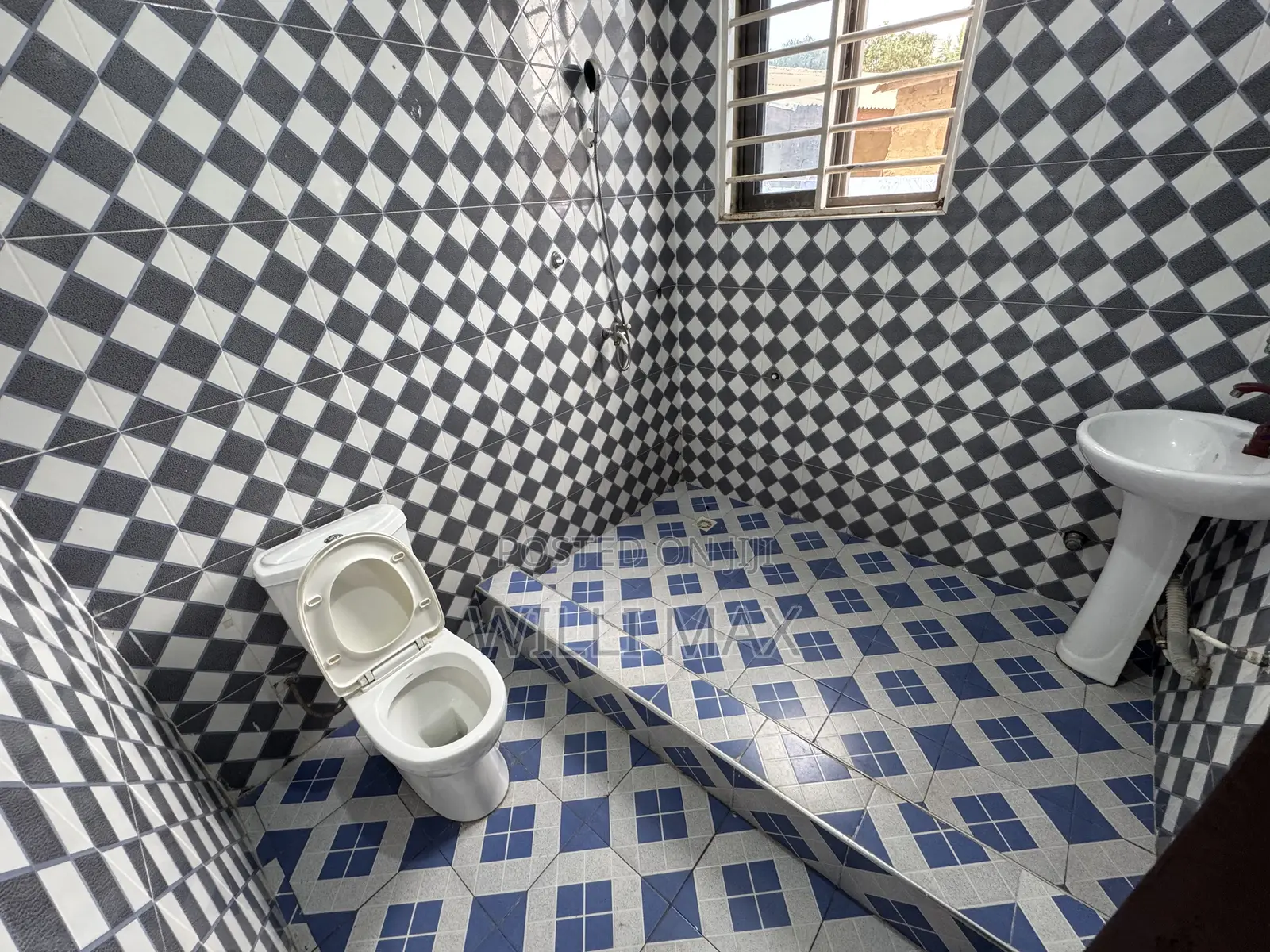 1bdrm Apartment in Oyarifa for rent
