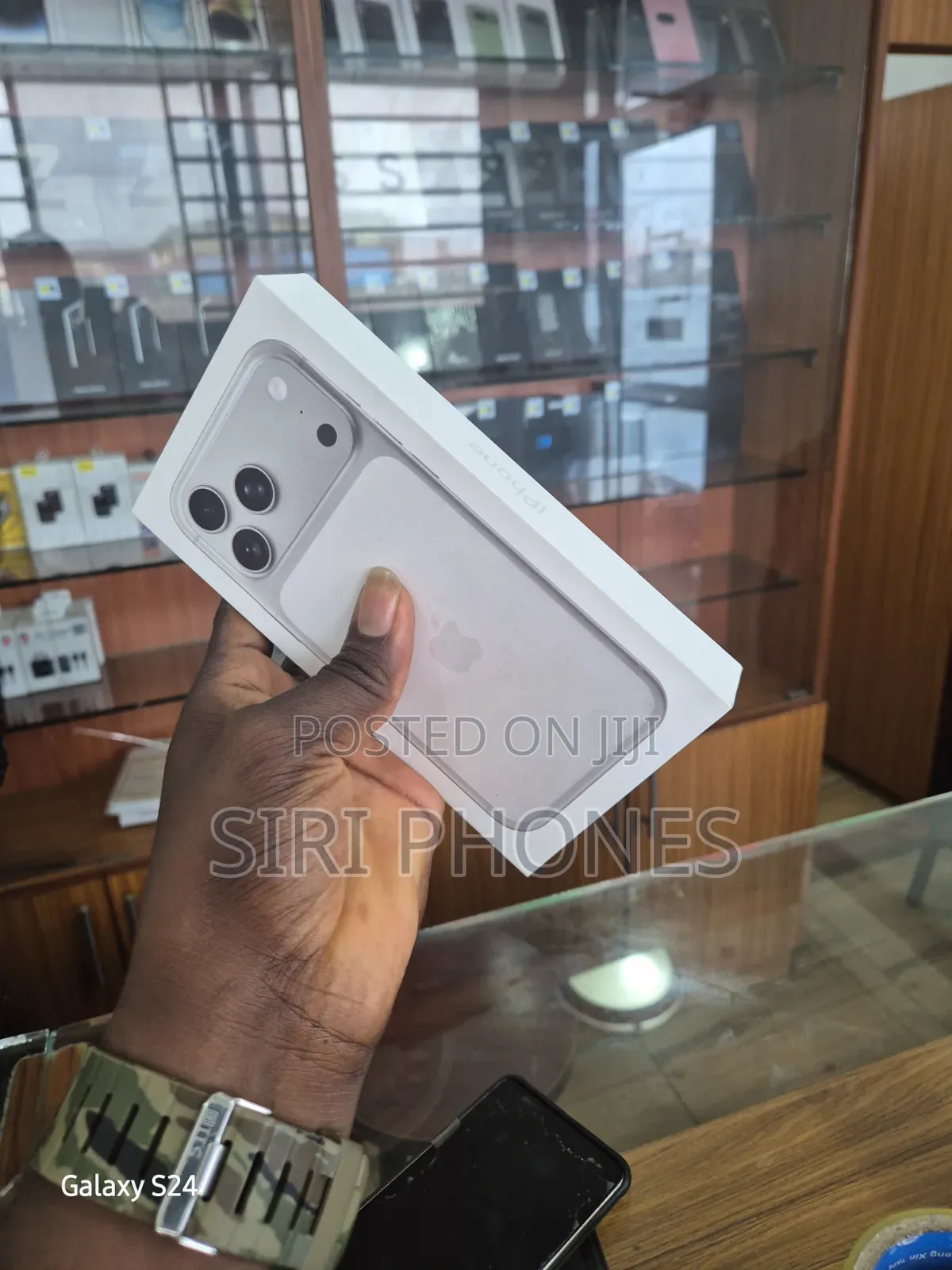New Apple iPhone 17 Pro Max 256 GB Silver