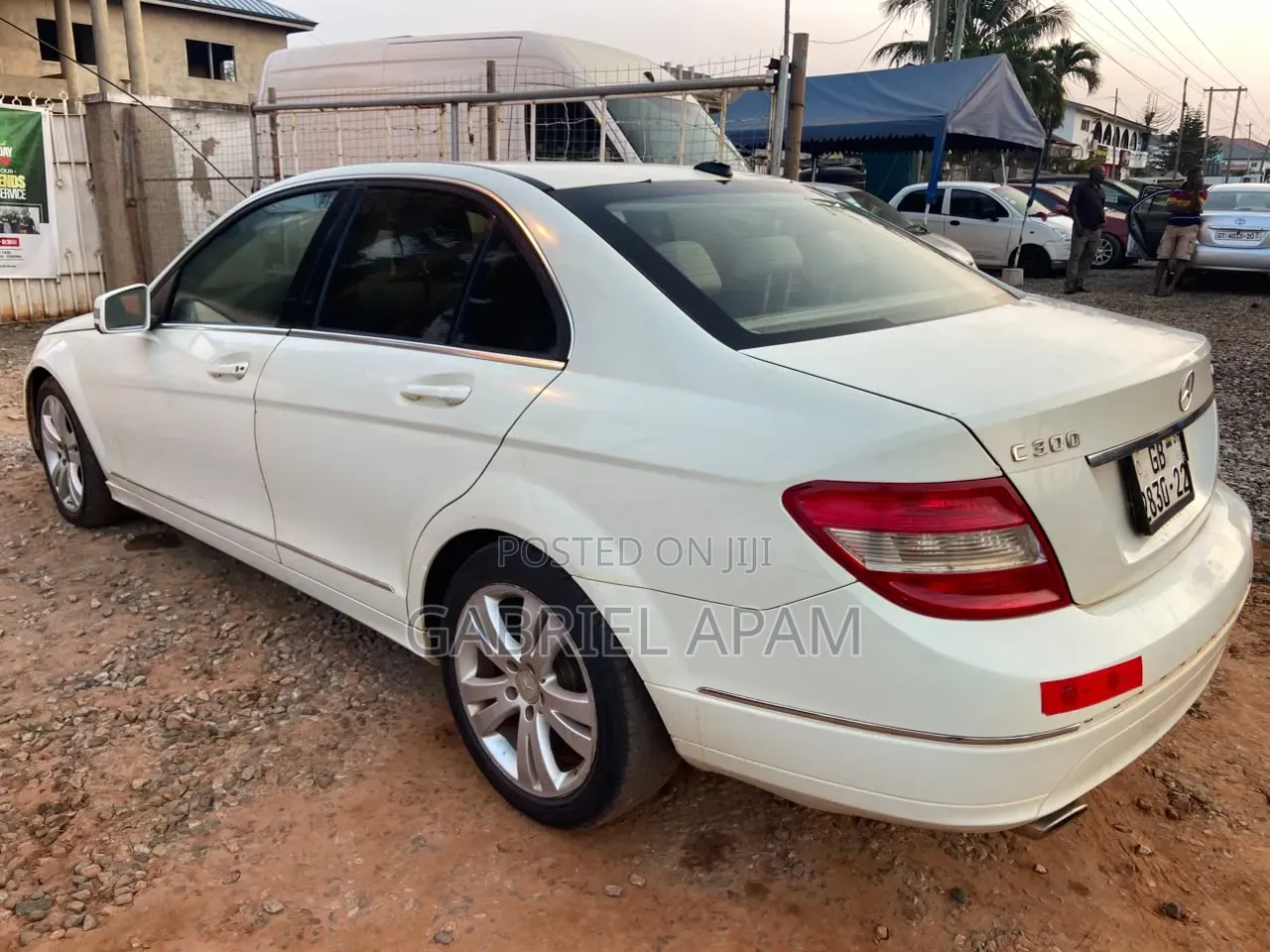 Mercedes-Benz C300 2013 Off white