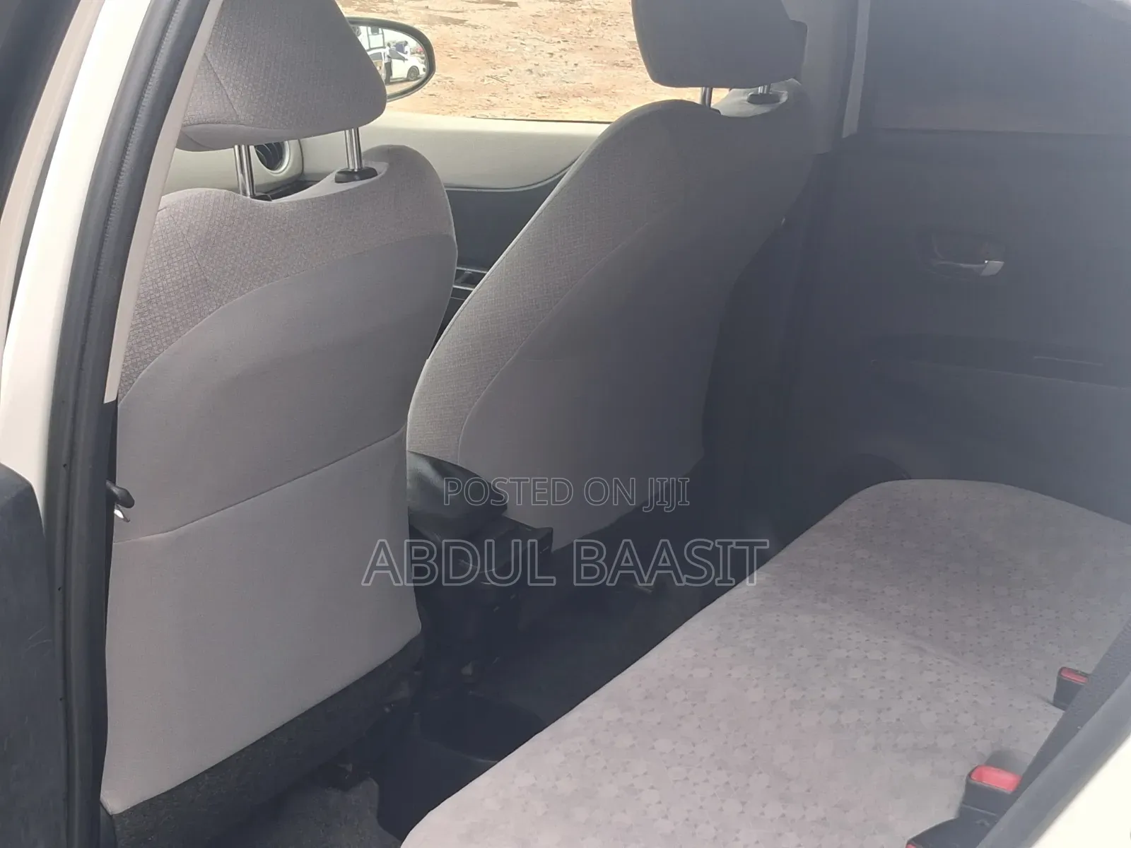 Toyota Vitz 2013 White