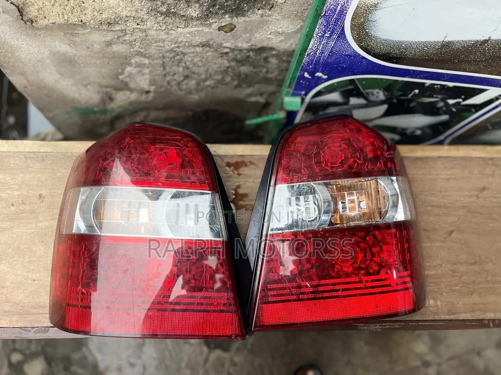 Toyota Highlander 2005 Taillight