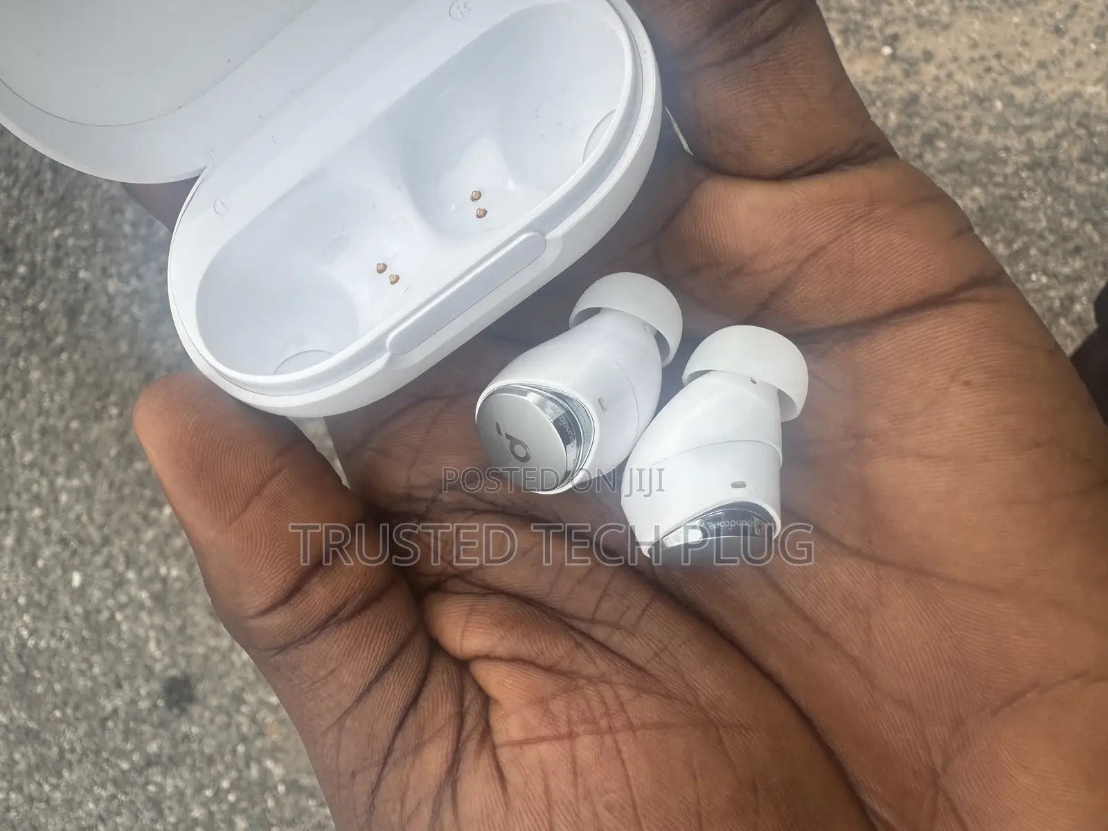 Preowned Anker Space 40 Earbuds From America for Sale