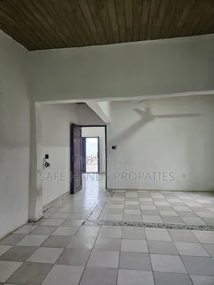 2bdrm House in Lakeside, Accra Metropolitan for rent