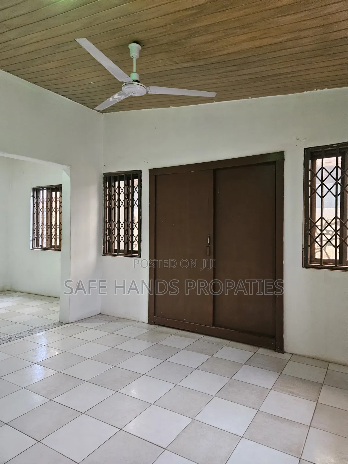 2bdrm House in Lakeside, Accra Metropolitan for rent