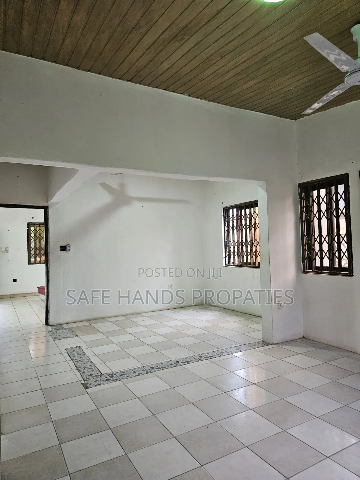 2bdrm House in Lakeside, Accra Metropolitan for rent