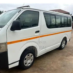 Toyota HiAce 2015 White