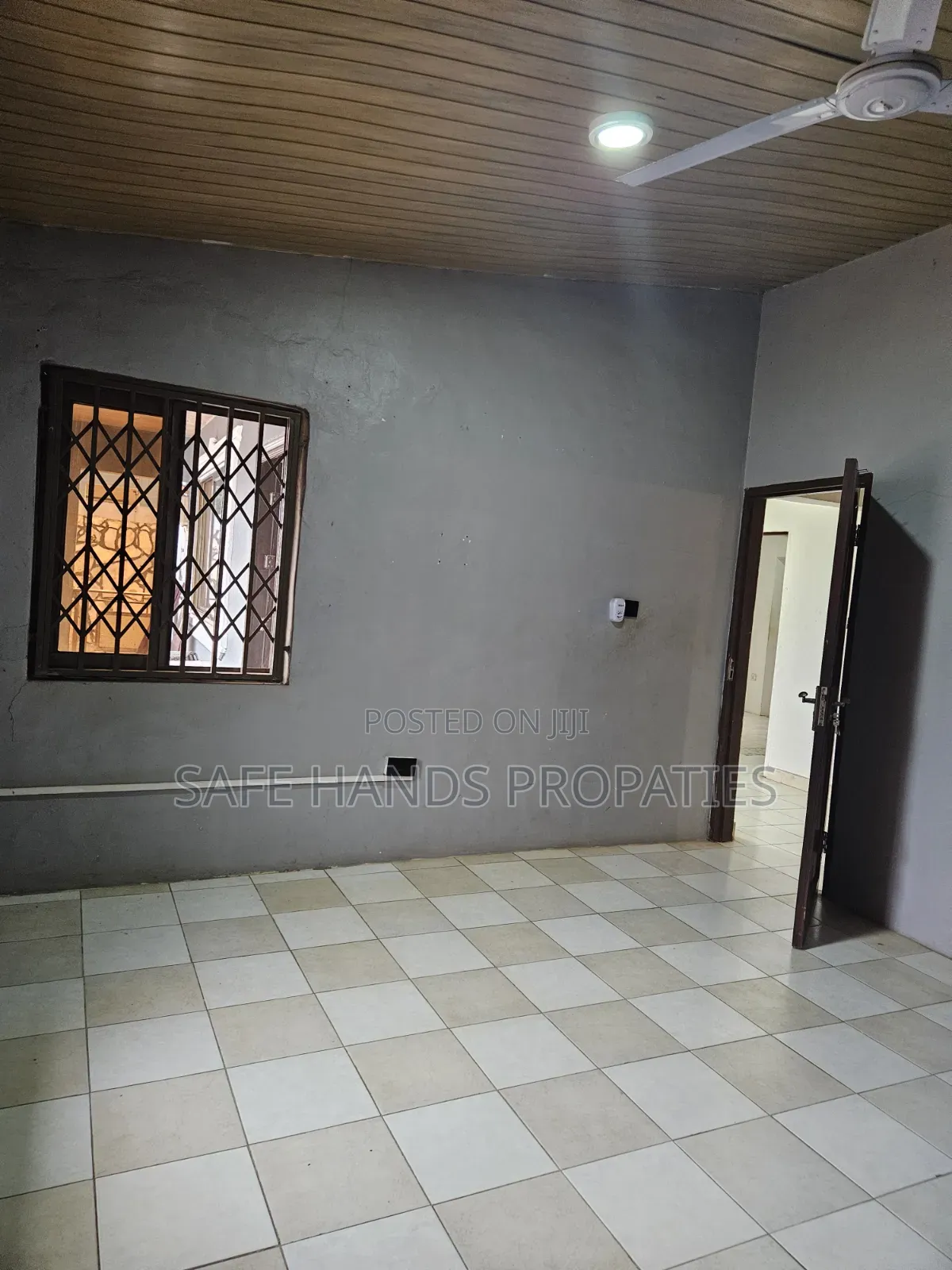 2bdrm House in Lakeside, Accra Metropolitan for rent