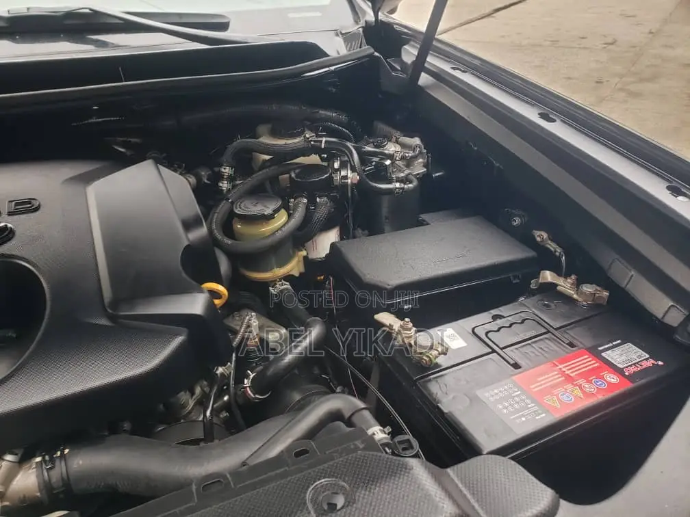 Toyota Land Cruiser Prado 2018 Black