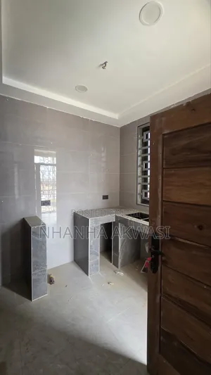 1bdrm Apartment in Sakumono Community for rent
