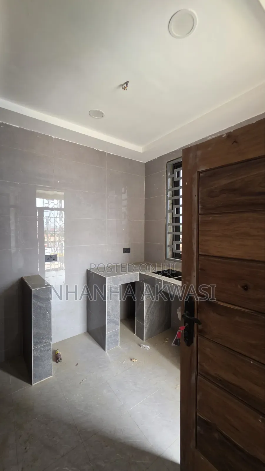 1bdrm Apartment in Sakumono Community for rent