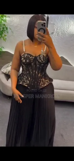Ladies Dress Inn